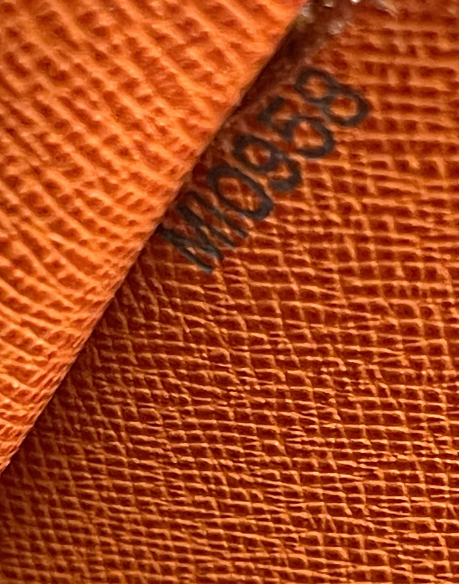 LOUIS VUITTON Monogram Serviette Conseiller Briefcase