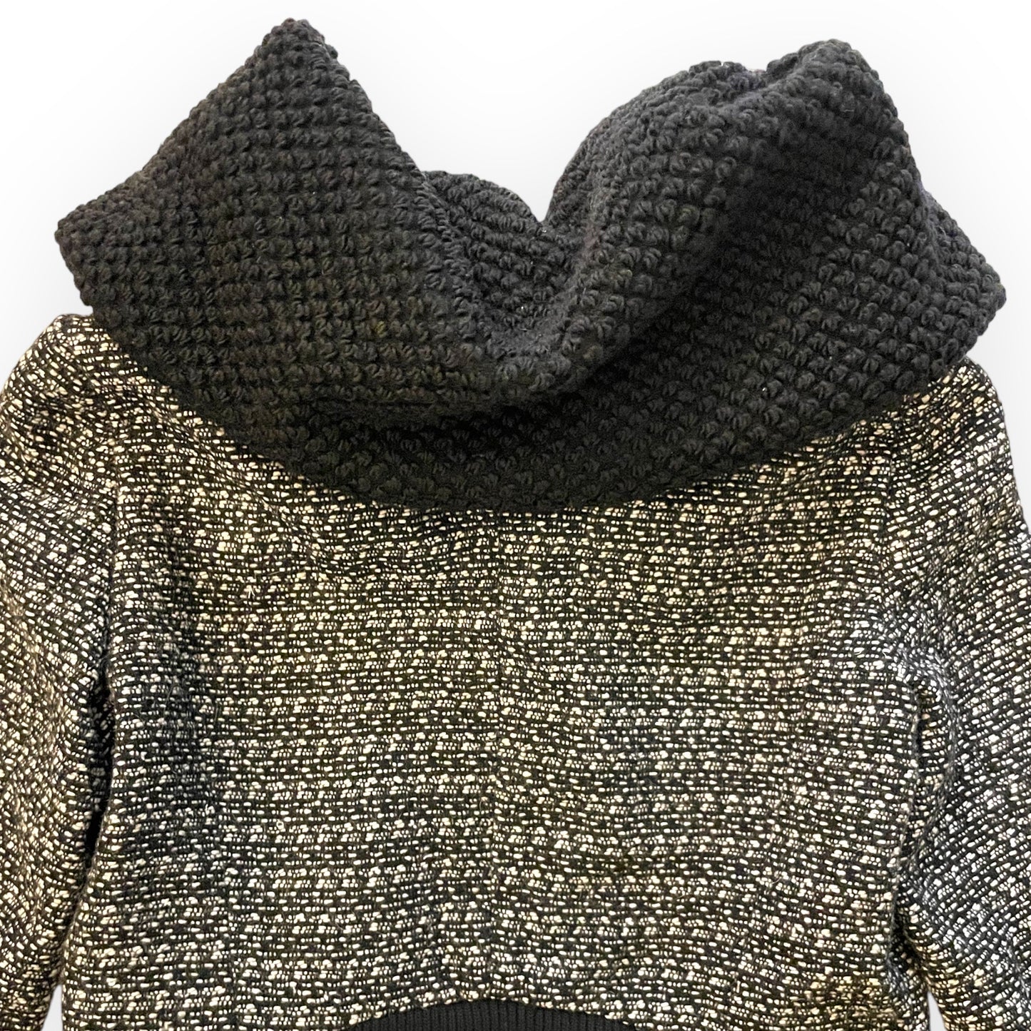 PLASTIC ISLAND Lambswool Blend Cropped Jacket & Emphasized Oversized Collar