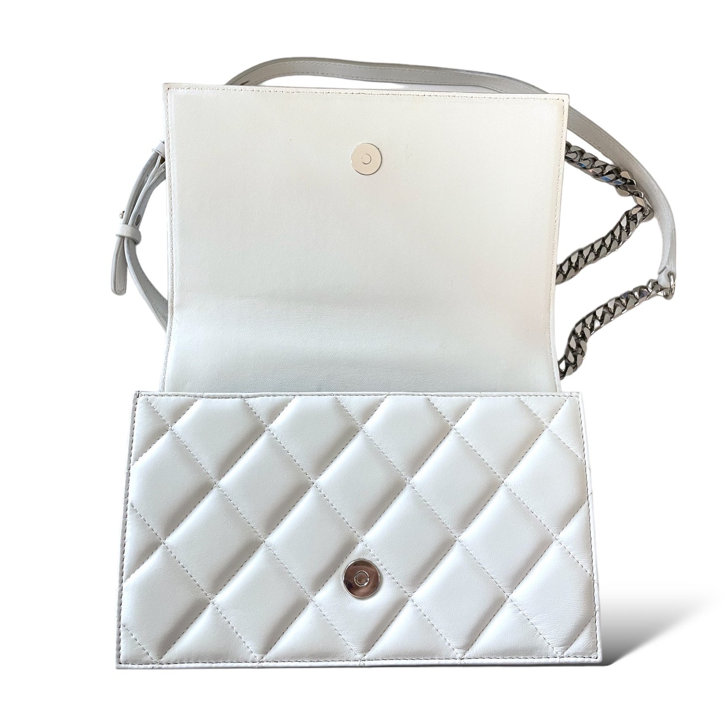 ALEXANDER MCQUEEN White Quilted Leather Jeweled Knuckle Shoulder Bag
