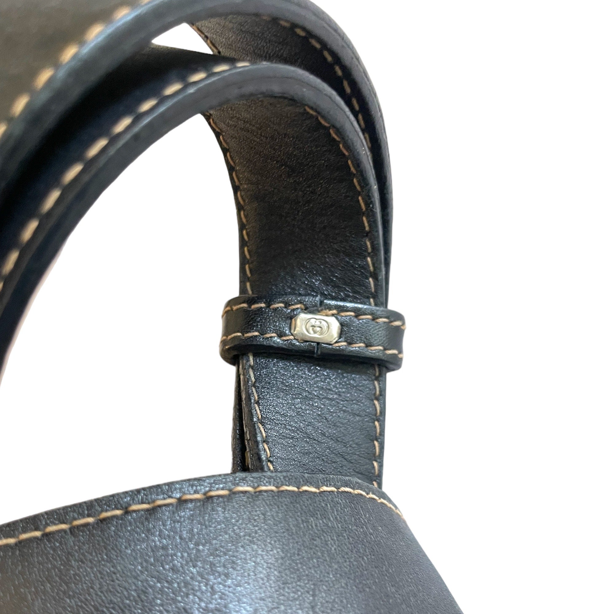 GUCCI Vintage Dark Navy Blue Leather Messenger Bag