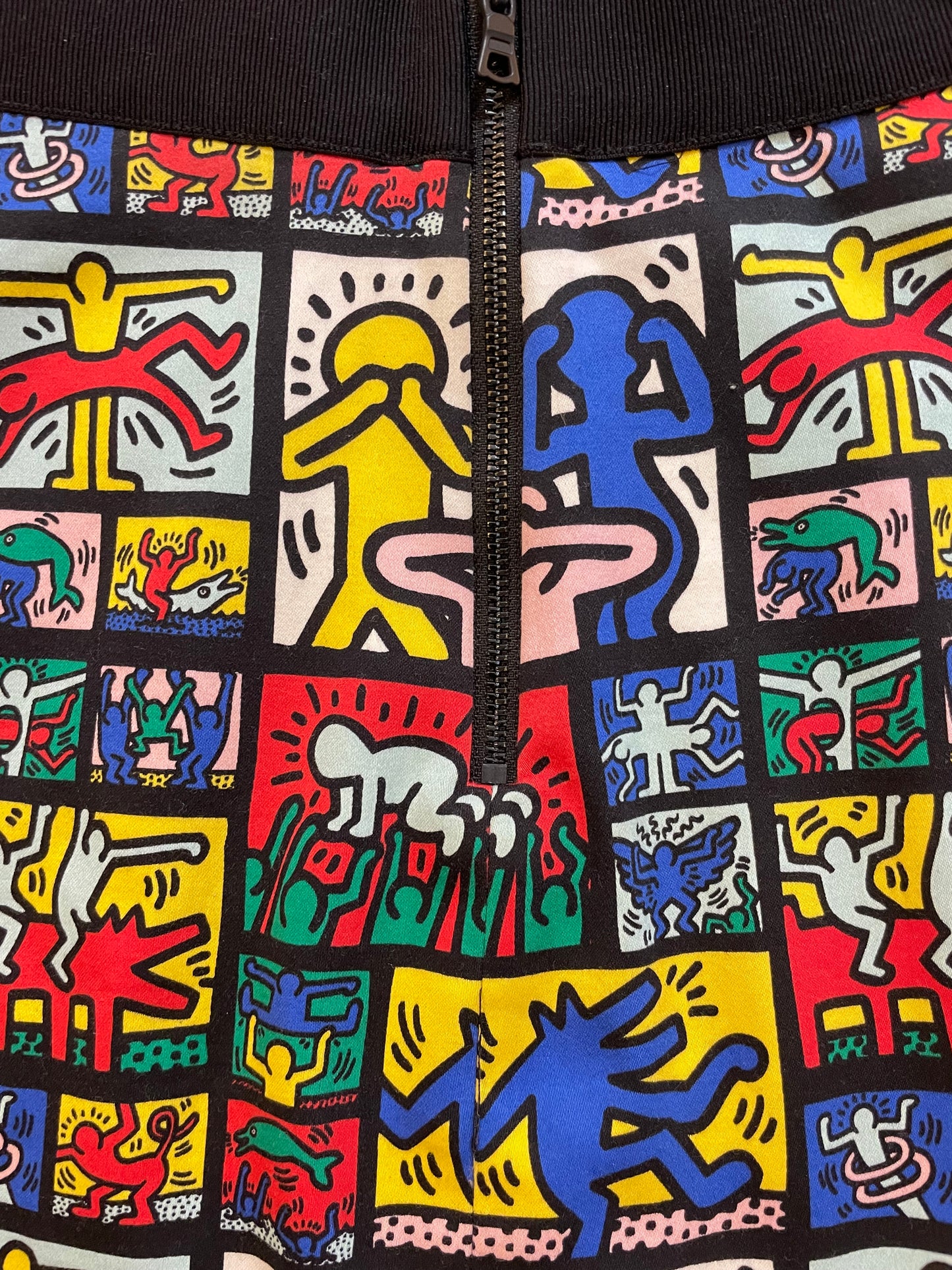KEITH HARING X ALICE + OLIVIA Graphic Print Mini Skirt | Size: XS |