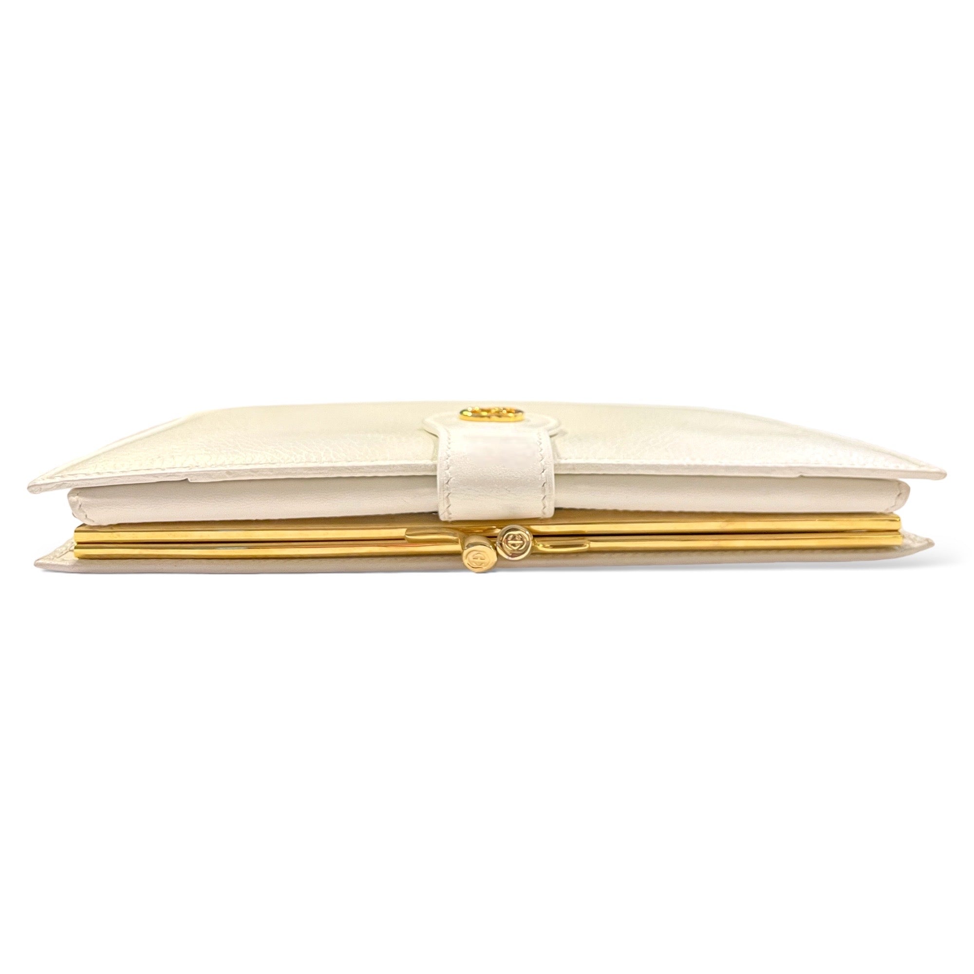 GUCCI Vintage Long White leather Wallet with Kiss Lock Coin Purse