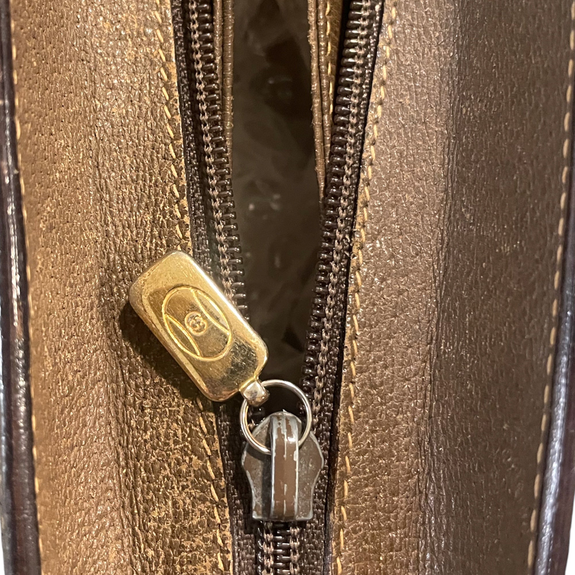 GUCCI Ophidia Vintage Accordion Shoulder Bag