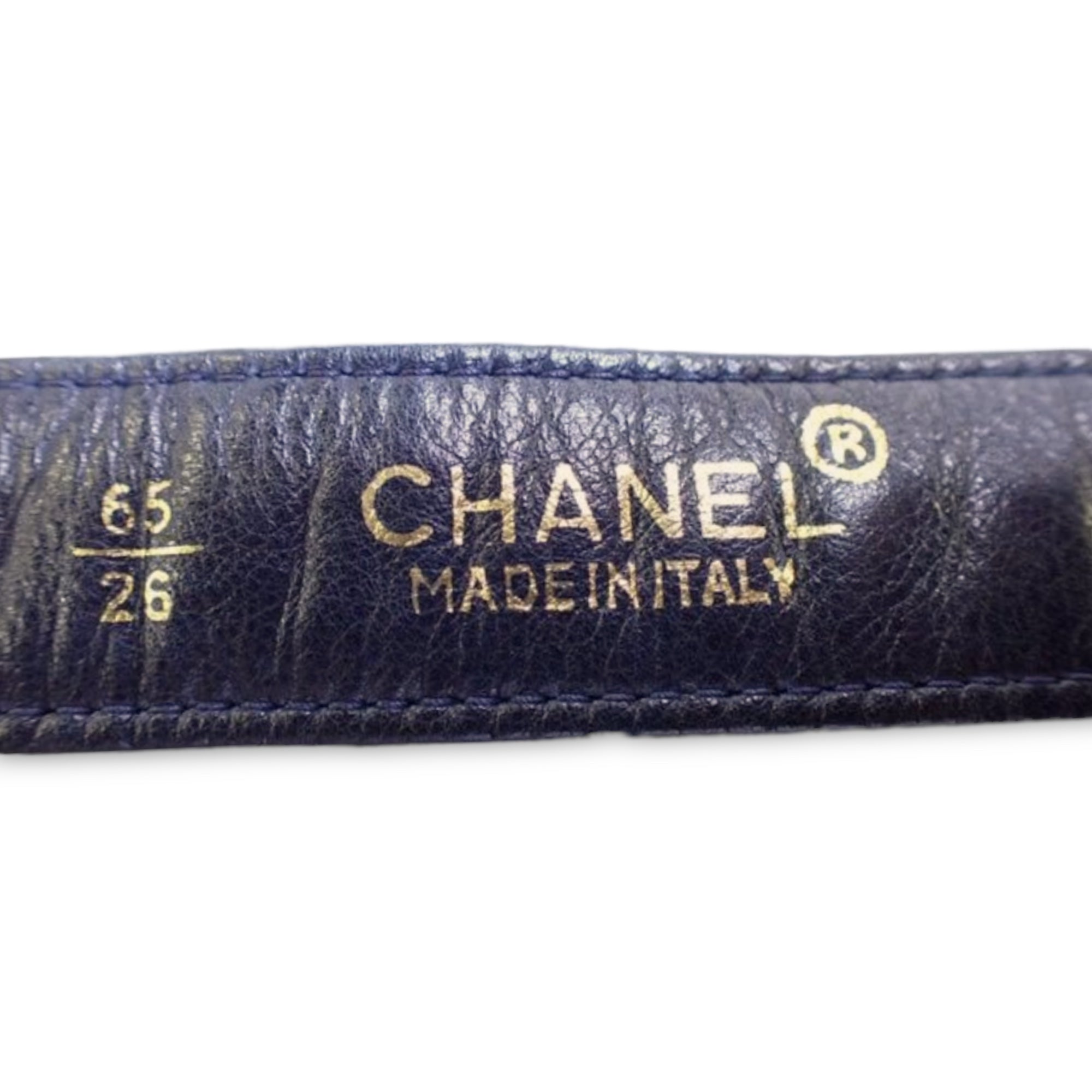 CHANEL Gold Plated Chainlink Motif Vintage Belt in Dark Navy Blue Leather |Size: 65/26|