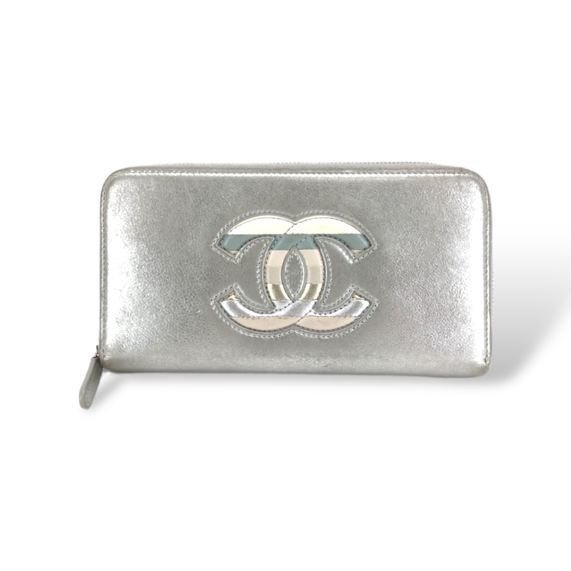 CHANEL Metallic Silver Lambskin Leather Wallet Long Zip Wallet