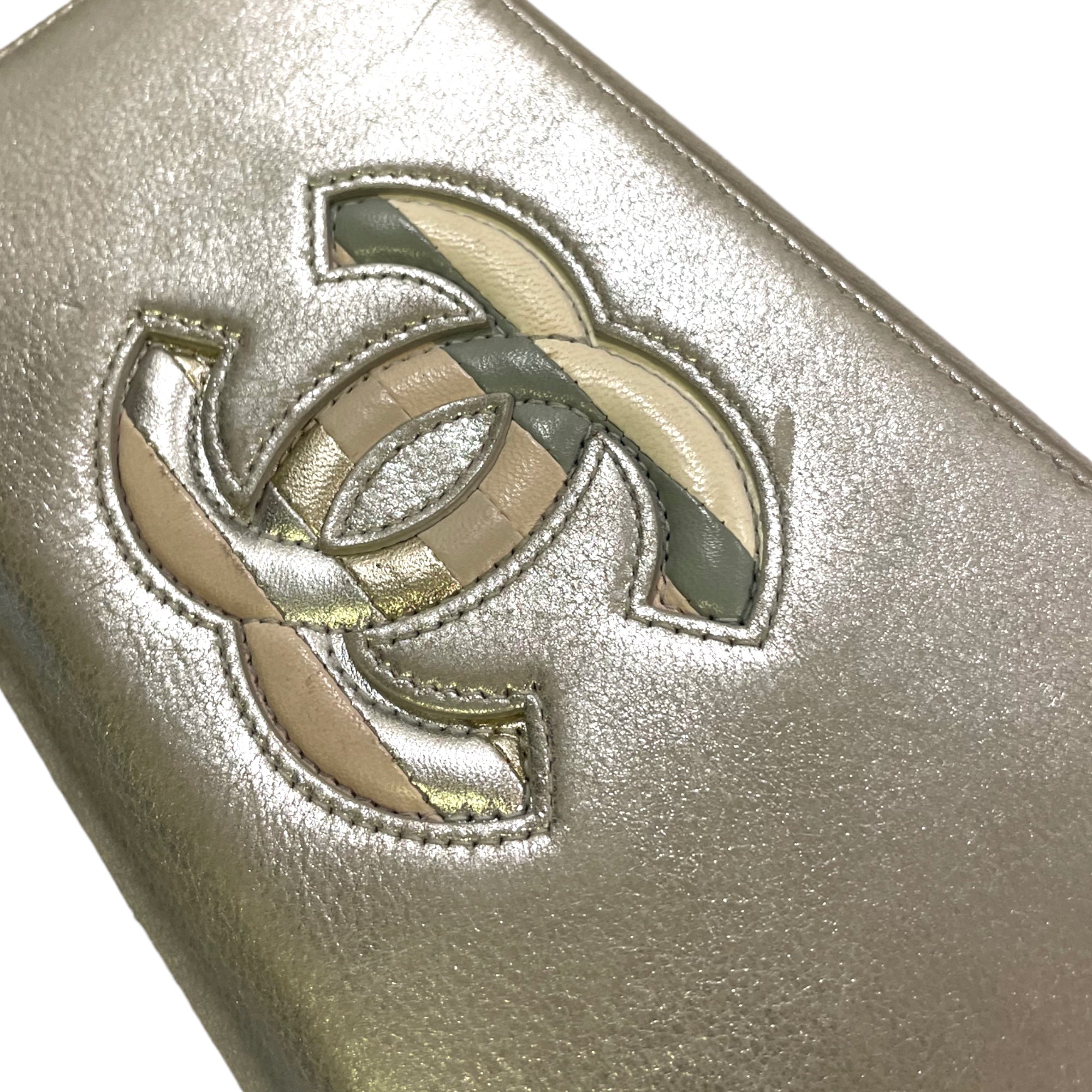 CHANEL Metallic Silver Lambskin Leather Wallet Long Zip Wallet