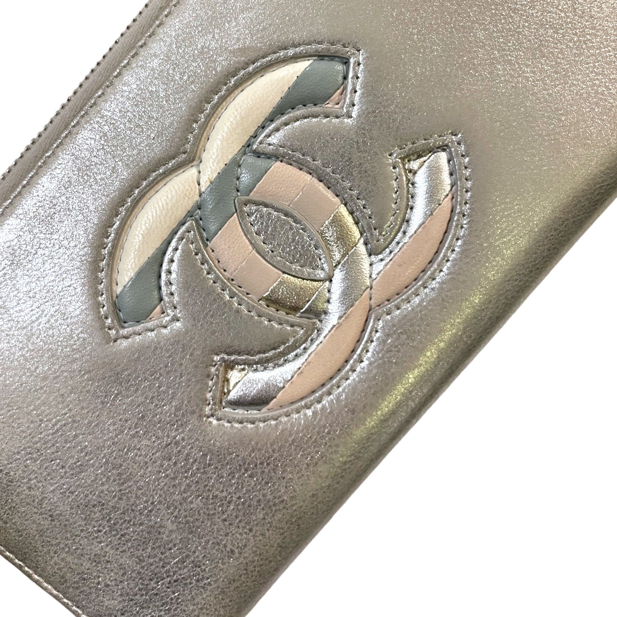 CHANEL Metallic Silver Lambskin Leather Wallet Long Zip Wallet