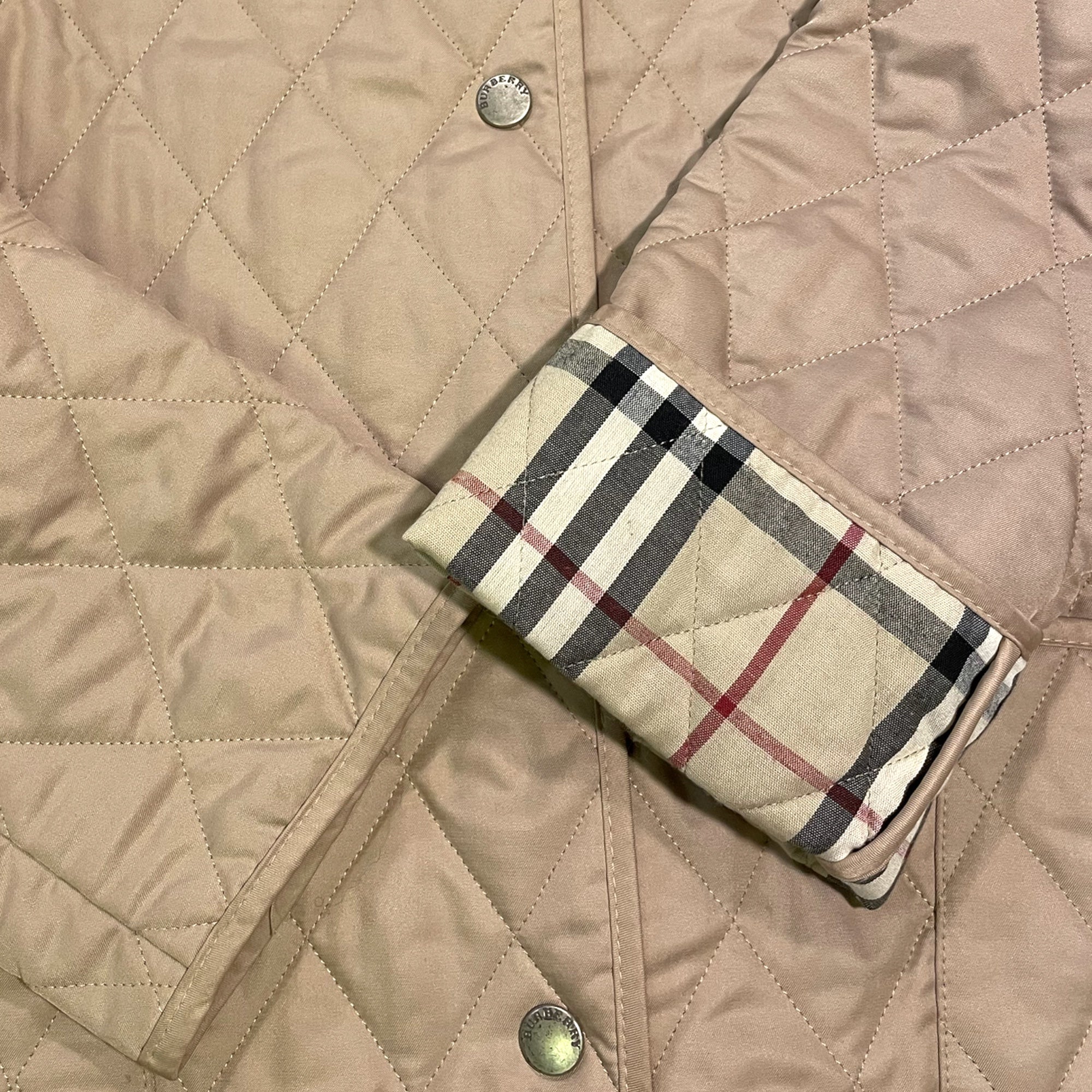 BURBERRY LONDON Classic Quilted Tan/Check Lined Coat |Size: Small|