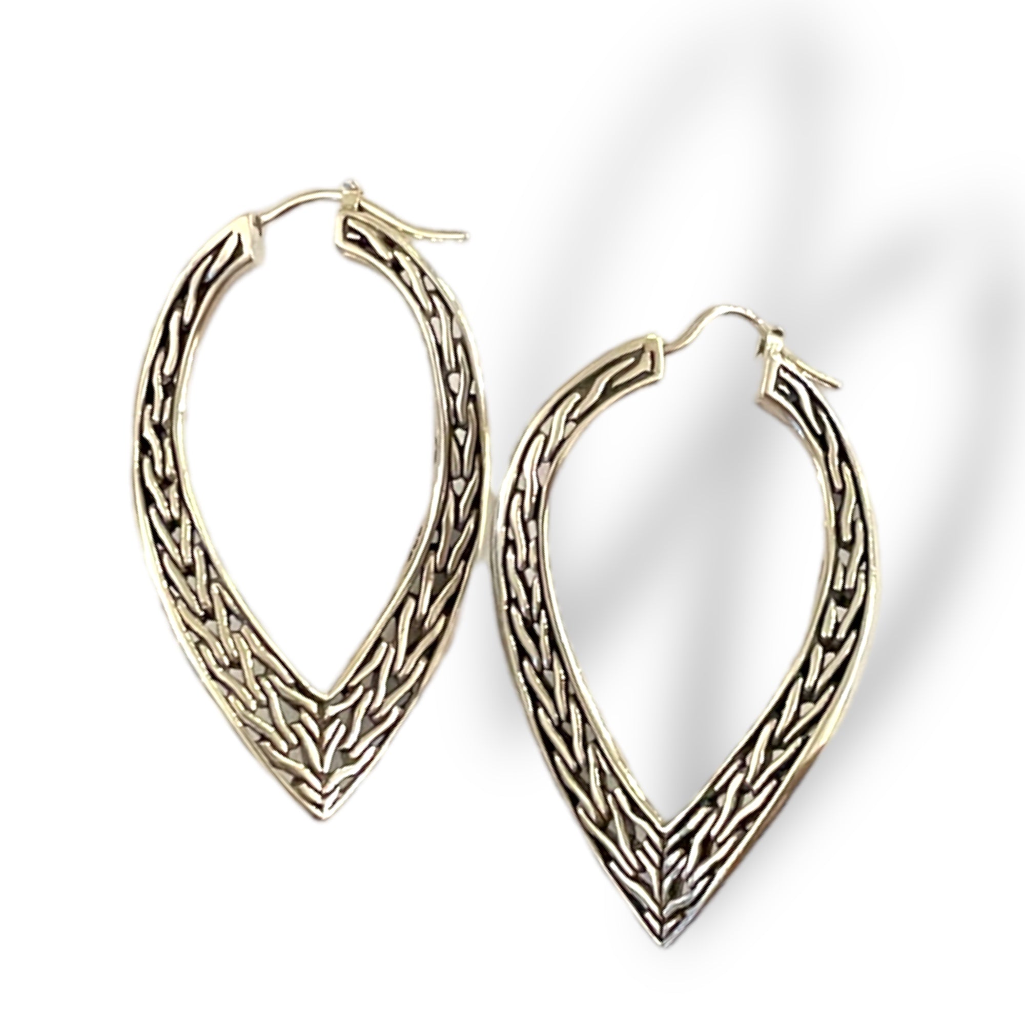 JOHN HARDY Classic Wheat Design Oblong Hoop Earrings