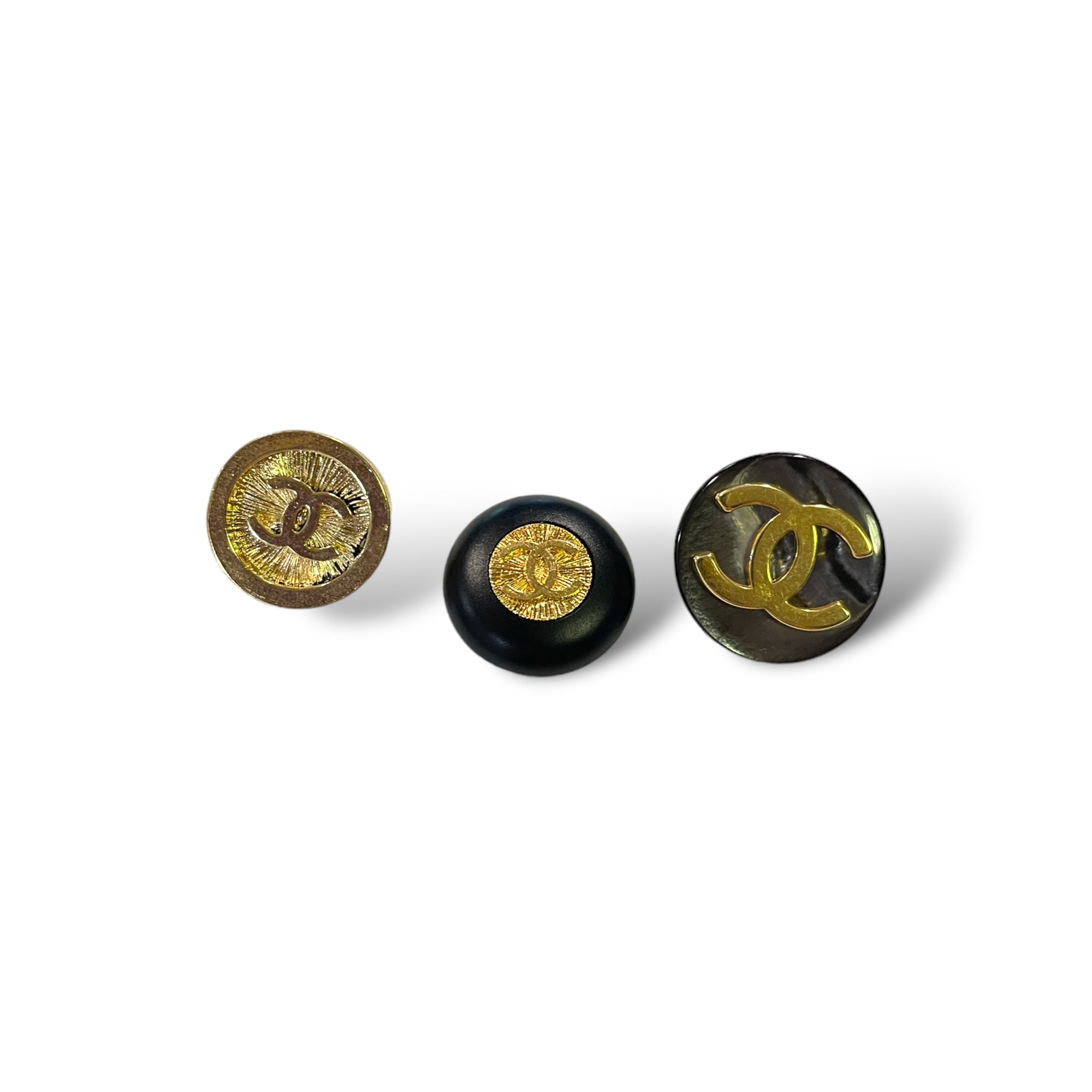 CHANEL Vintage CC Interlocking Logo Buttons (Three)