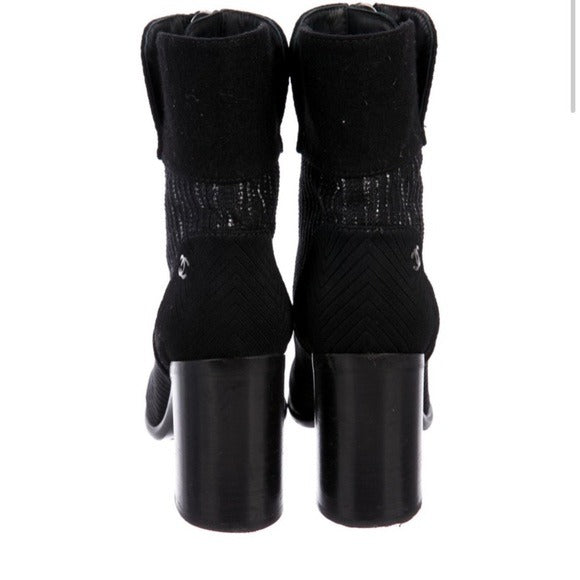 CHANEL Interlocking CC Logo Booties |38.5 EU|
