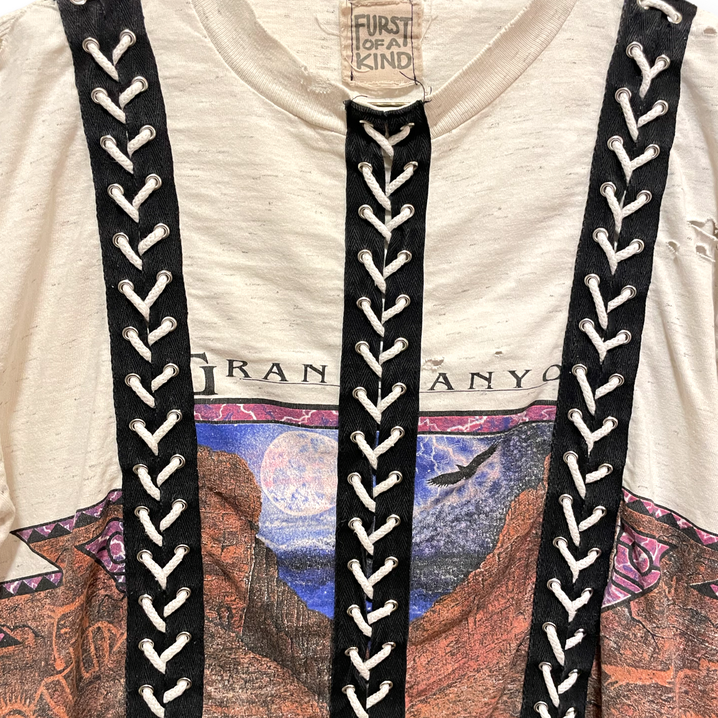 FURST OF A KIND Reworked Vintage Crop Tee O/S