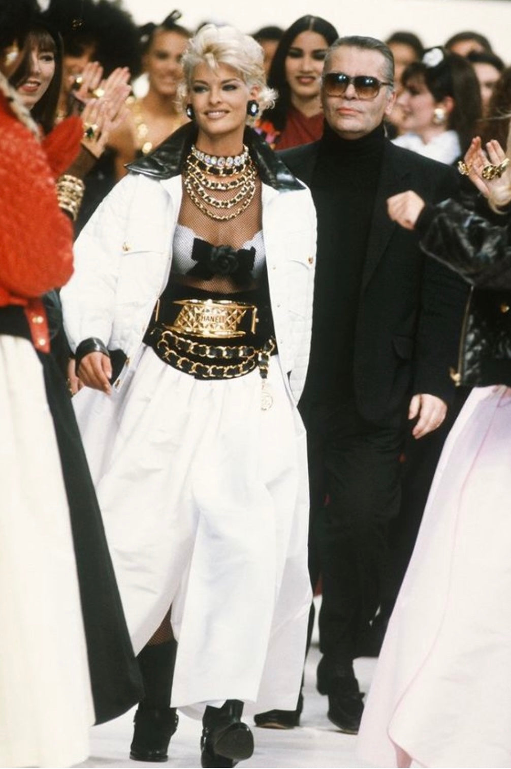 Vintage CHANEL Gold & Leather Chain link Belt