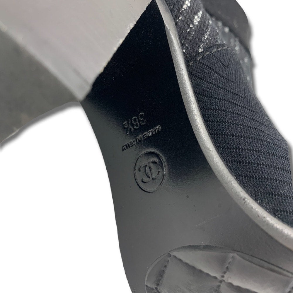 CHANEL Interlocking CC Logo Booties |38.5 EU|