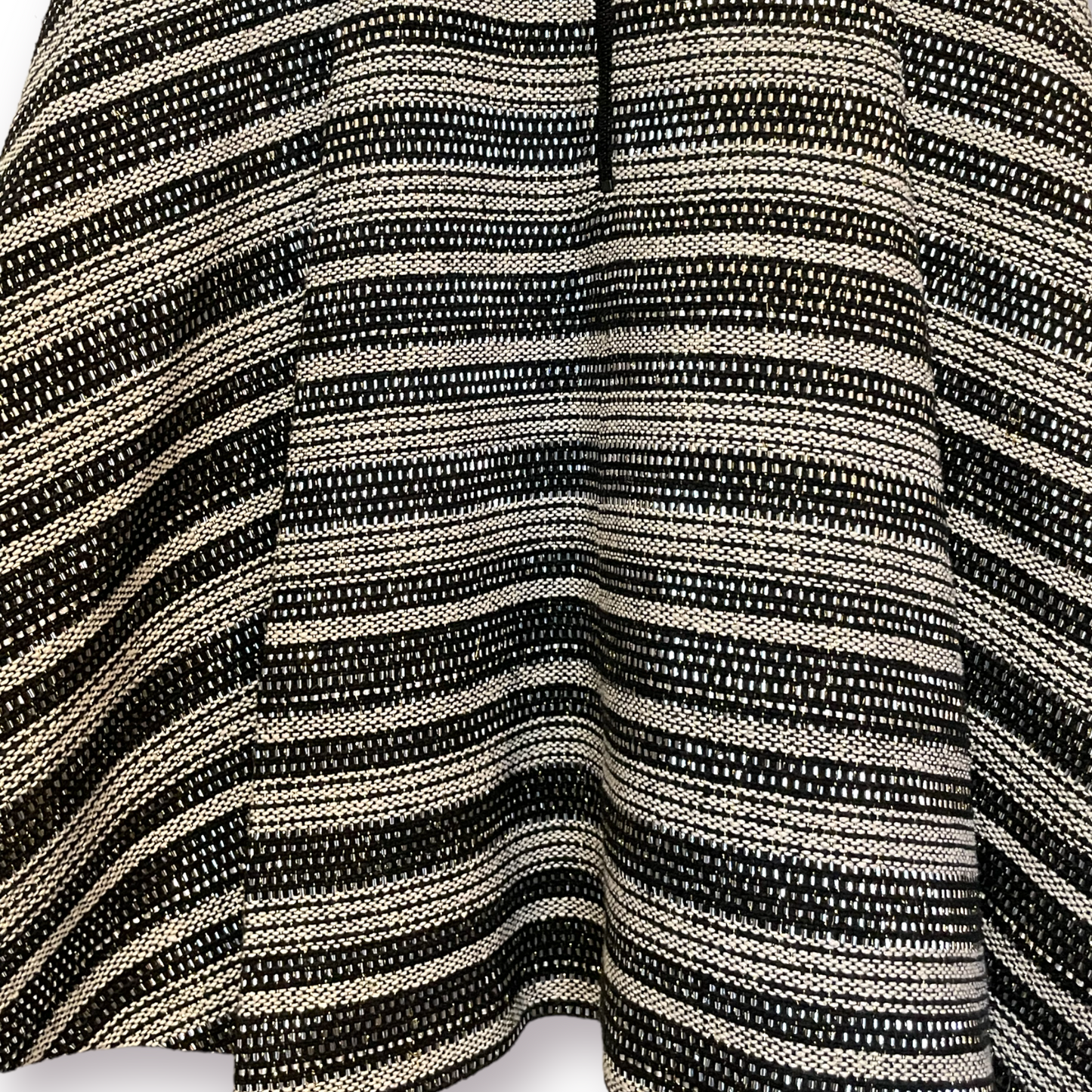 Alice + Olivia Patterned Dress with GORGEOUS Pleats & Cutout Side/Back |Size: 6|