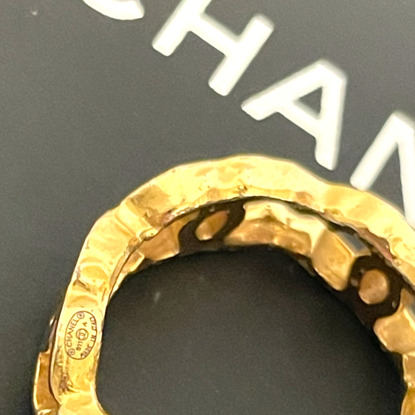 CHANEL B11 CC Interlocking Logo  Golden Metal Chain Fashion Finger Ring   |Size: 6|