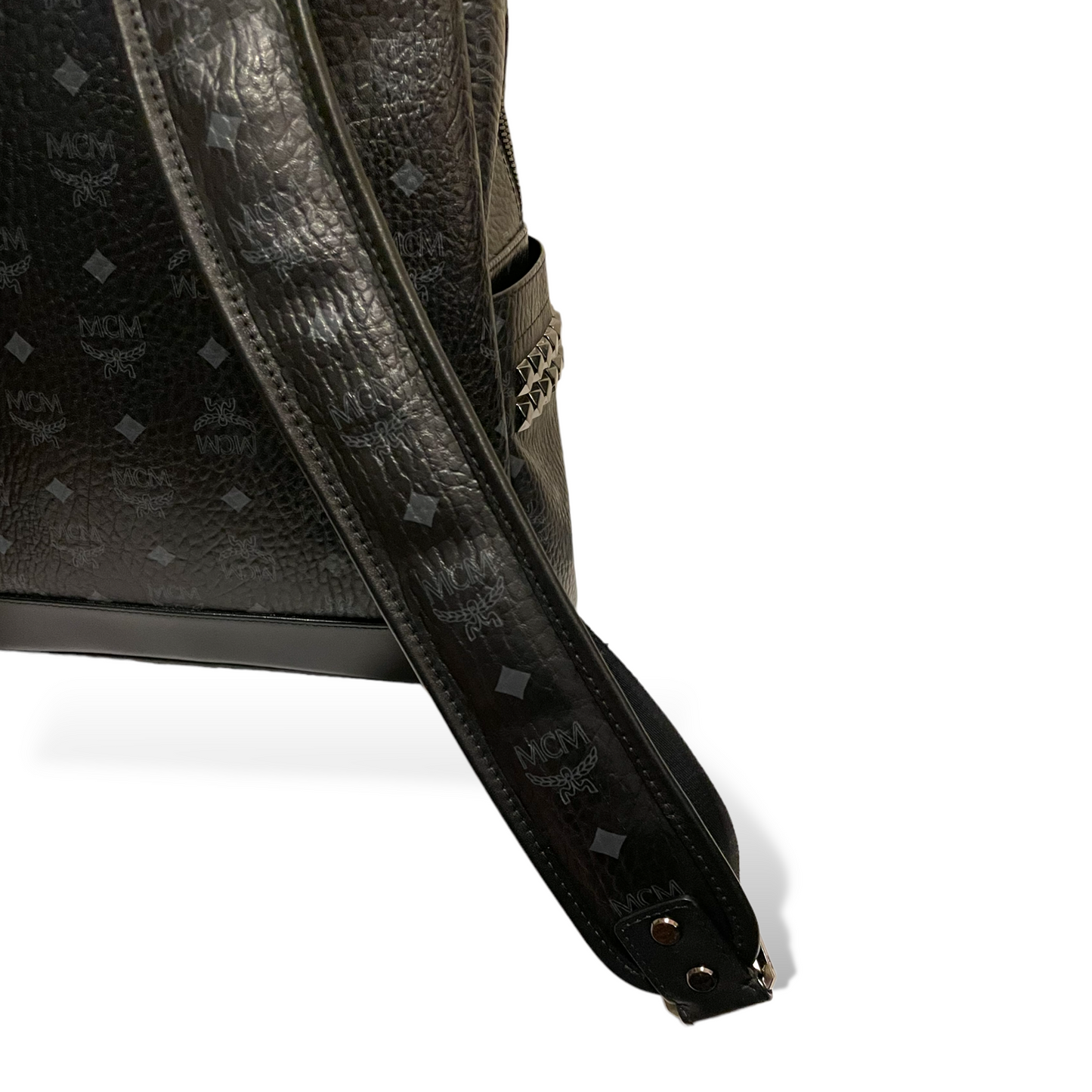 Men’s MCM Blk/Gry Monogram Stark Side Studs Backpack in Visetos |Size: 42.5cm|