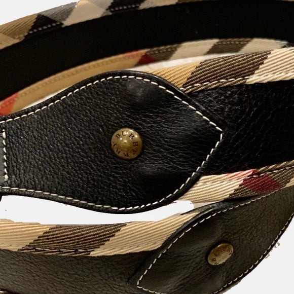 Burberry Belt Check Lining & Black leather middle Size: 36”/ 90cm
