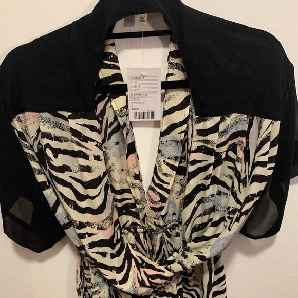 Silence & Noise romper NWT Size: Small