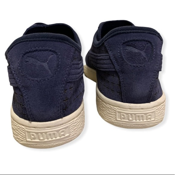 Men’s Perforated Suede Puma Low Top Sneakers (11.5)