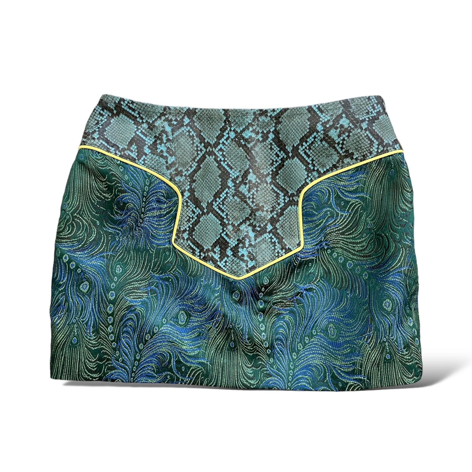 KIM SHUI Unique & BEAUTIFULLY Printed Mini Skirt Made in Italy
| Size: XS |