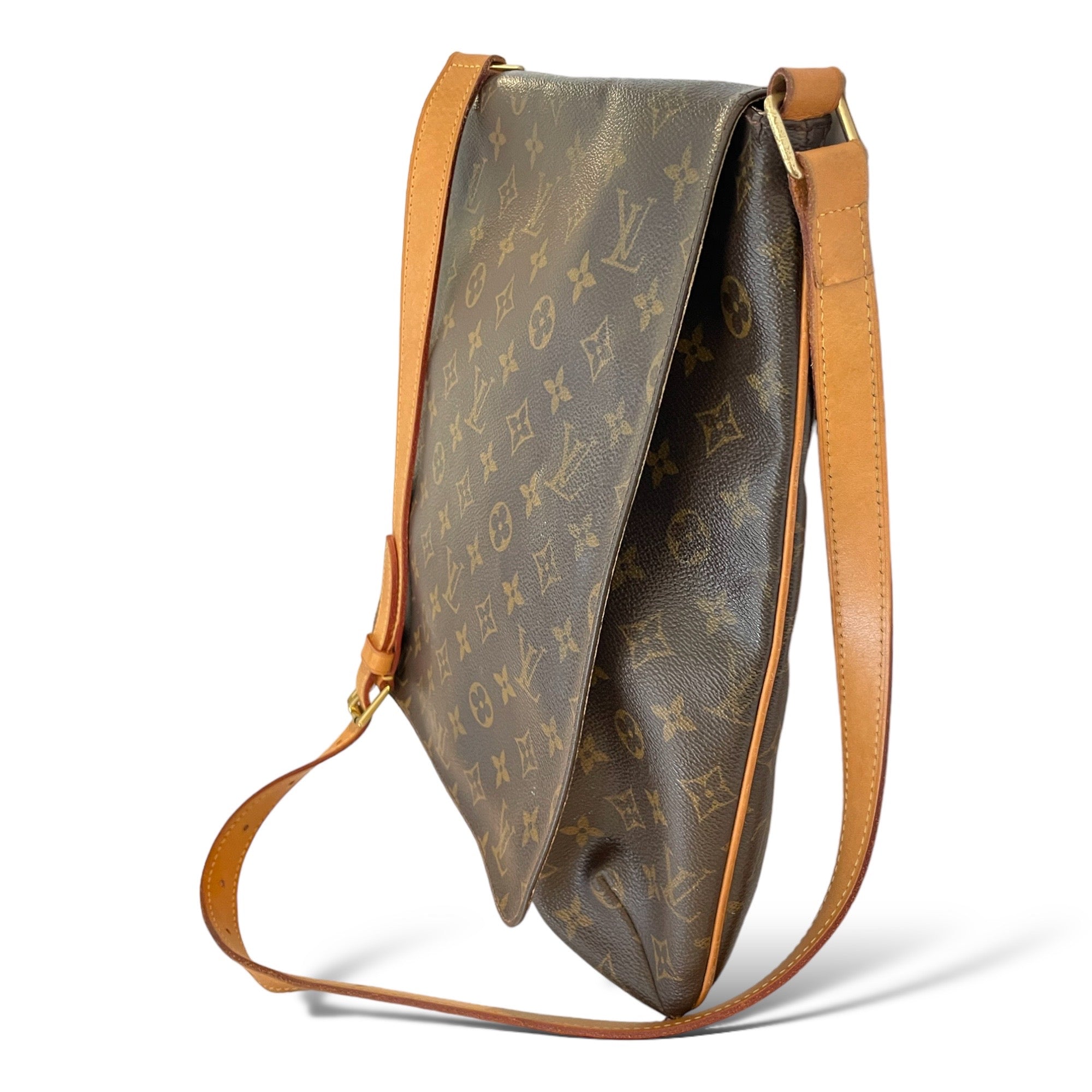 LOUIS VUITTON Vintage RARE Crossbody Flap Bag