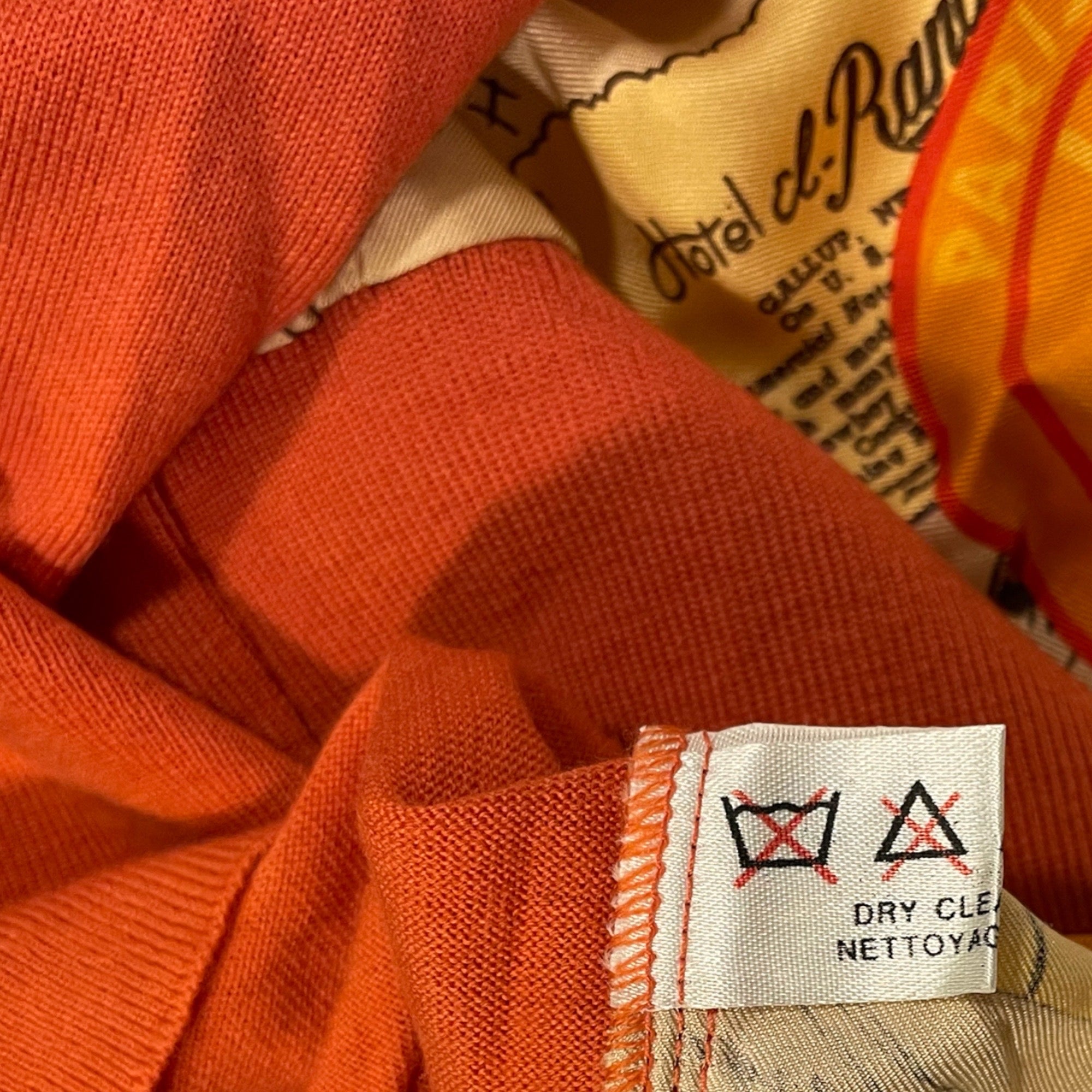 CELINE PARIS Silk & Wool Made in Italy Short Sleeve Top 
|Size: 42|
