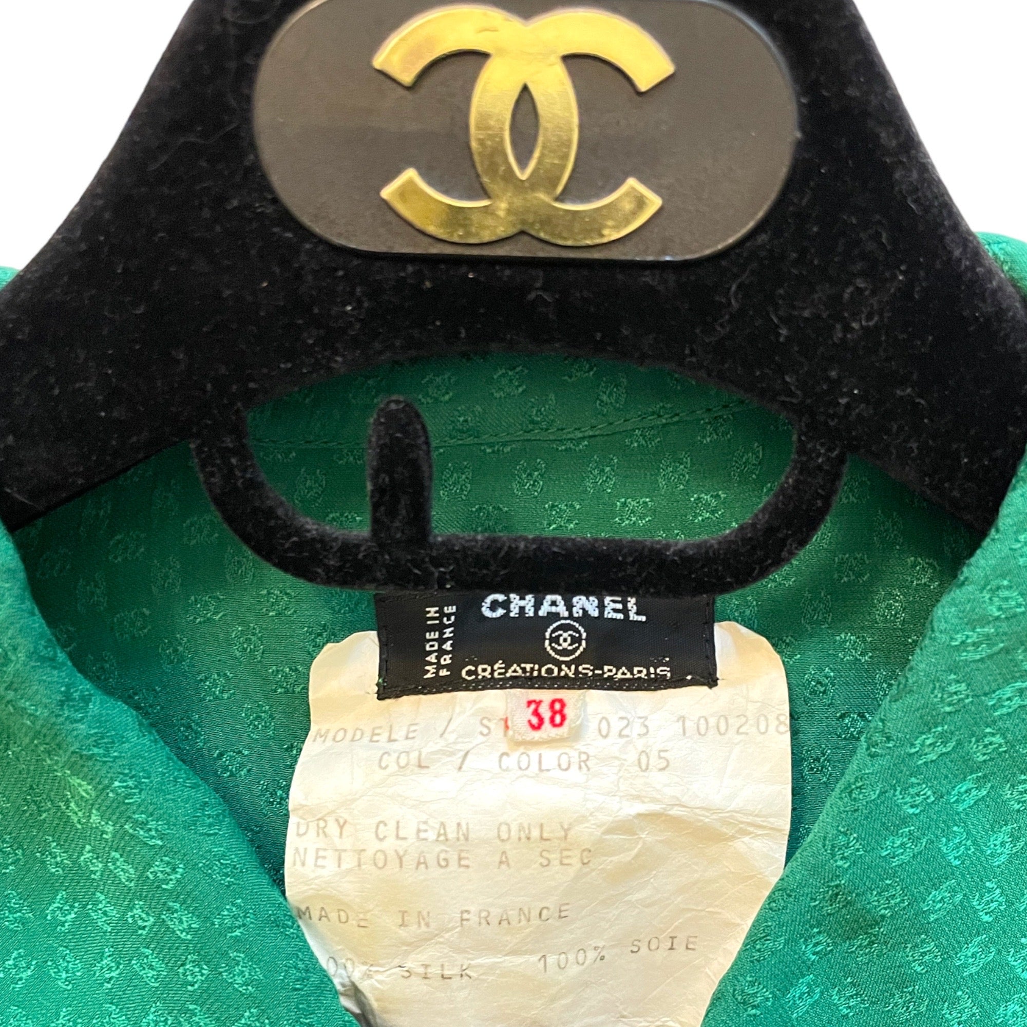 EXTREMELY RARE CHANEL Vintage STUNNING Emerald Green CC Logo Print Blouse