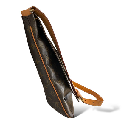 Louis Vuitton Vintage Rare Crossbody Flap Bag - photo 10 of 12