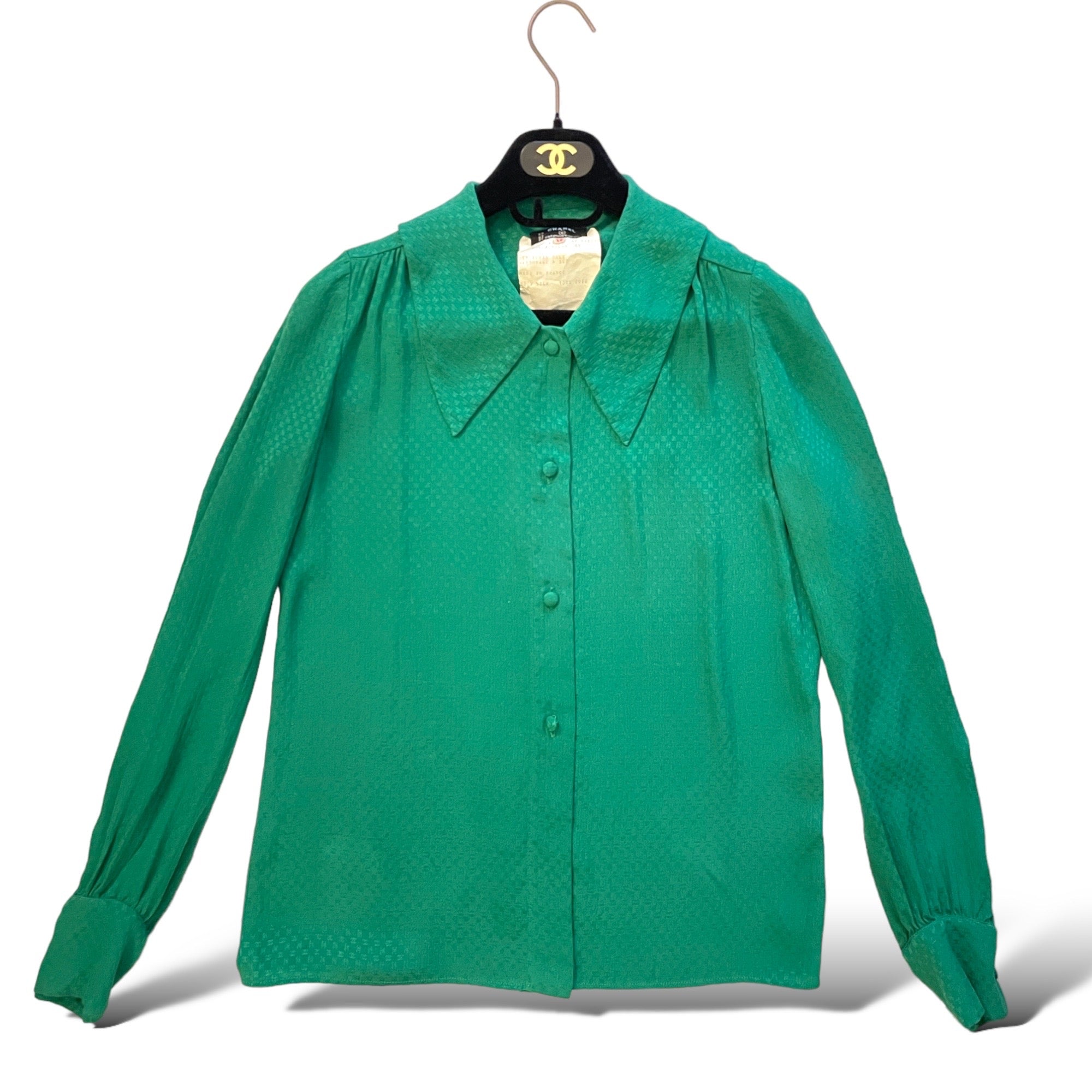EXTREMELY RARE CHANEL Vintage STUNNING Emerald Green CC Logo Print Blouse
