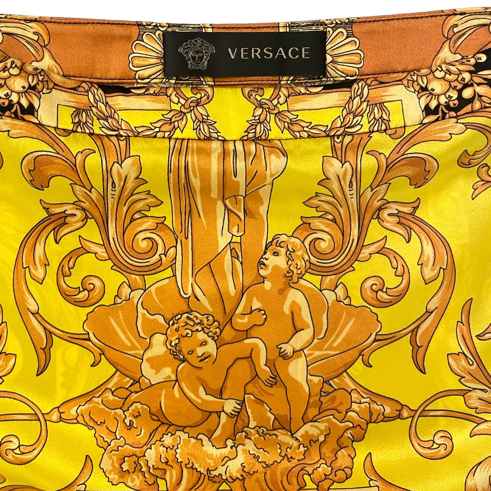 VERSACE Silk Knee-Length Skirt
| Size: XS | US2, IT38 |