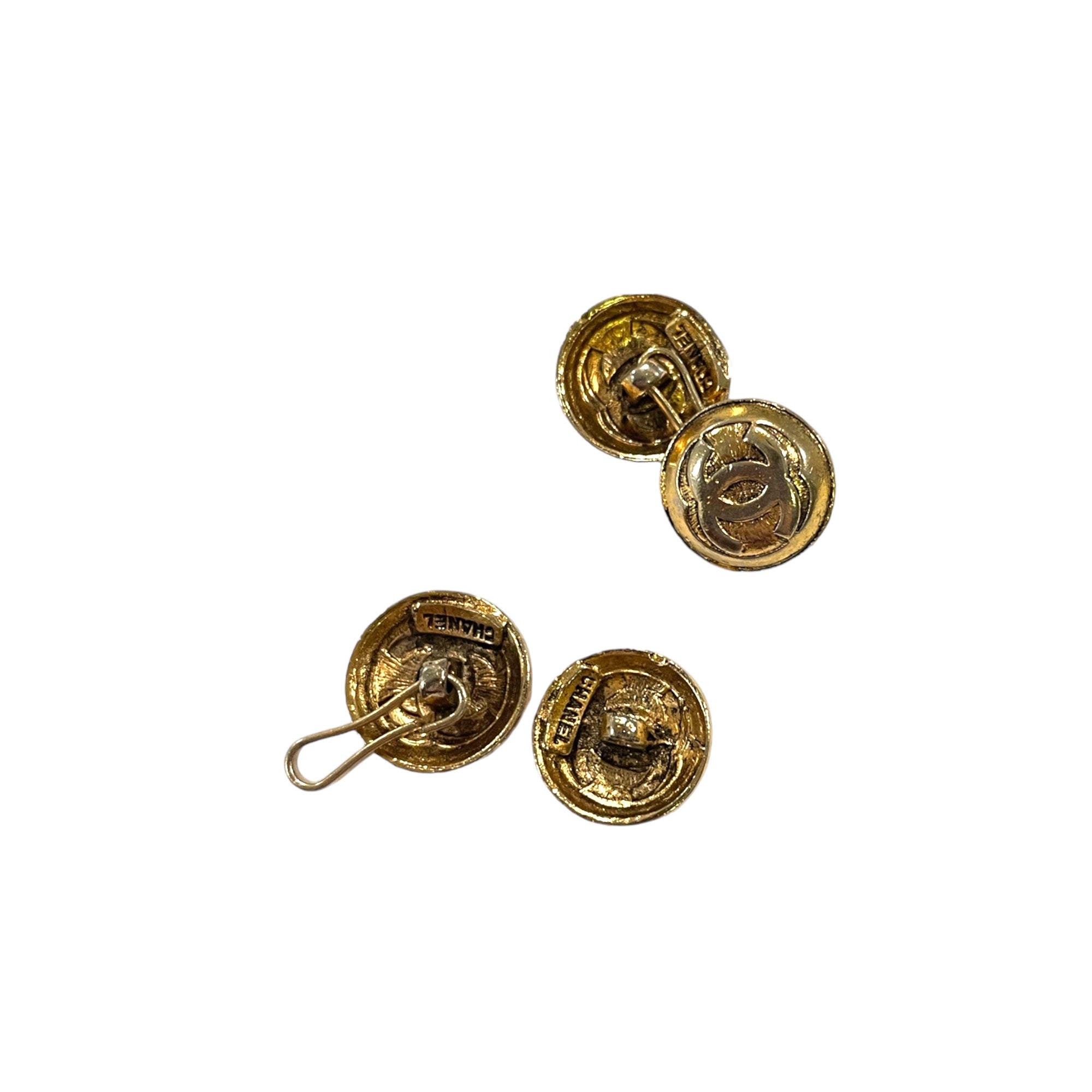 CHANEL Vintage Gold CC Logo Cufflinks/Buttons (1 Pair / 4 Detachable Buttons)