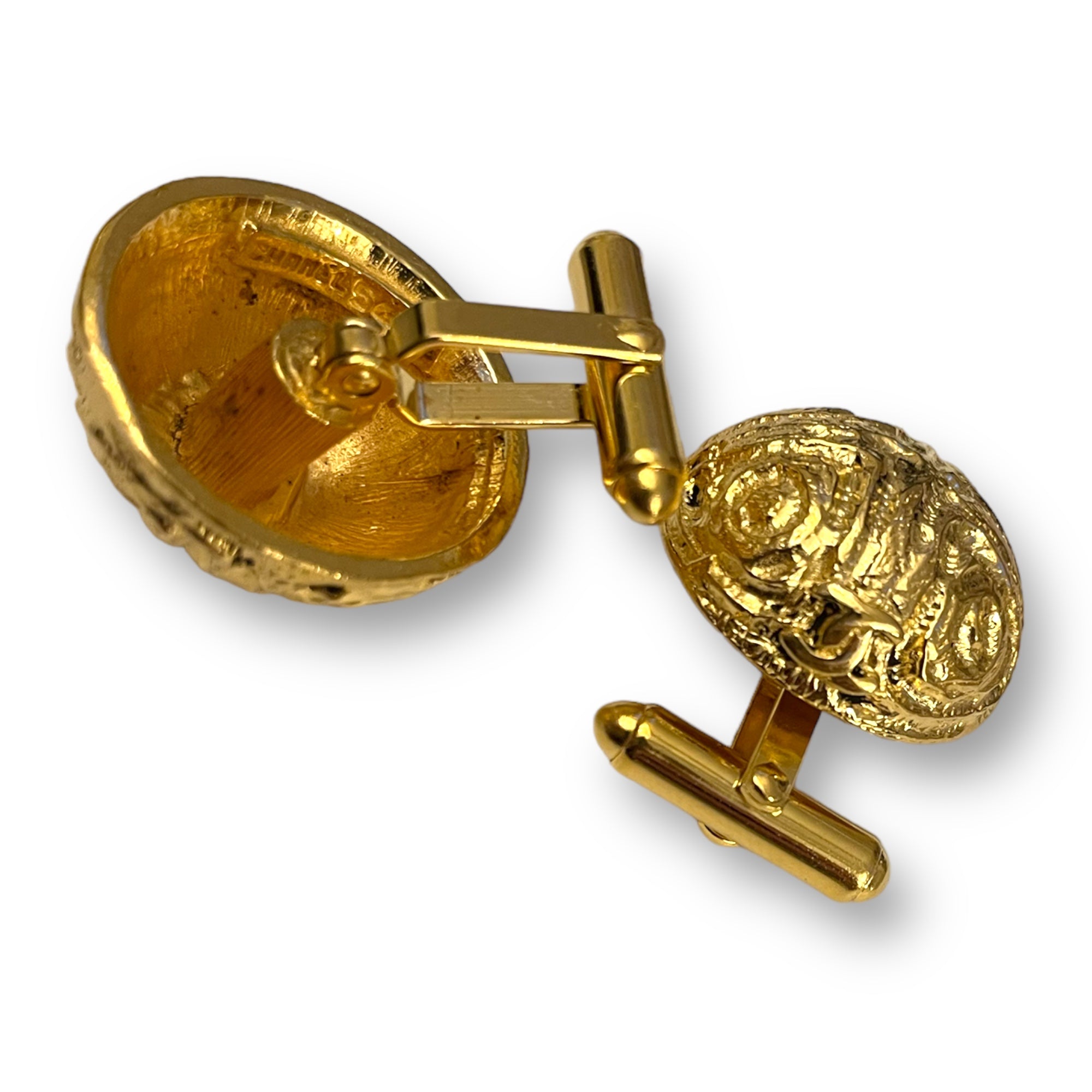 CHANEL Vintage AUTHENTIC Gold Metal CC Logo Cufflinks
