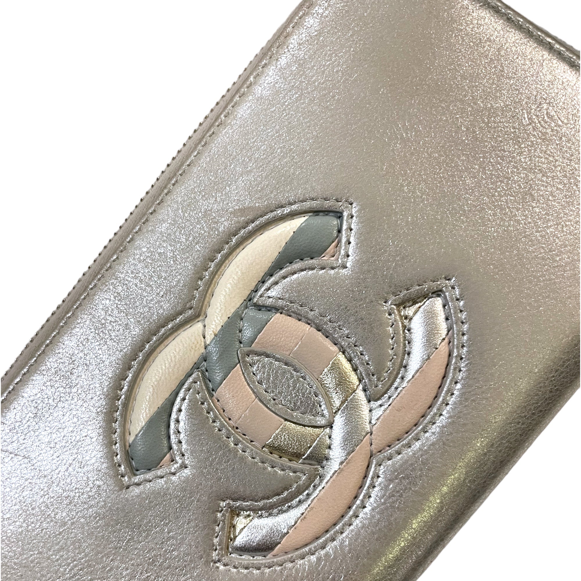CHANEL Metallic Silver Lambskin Leather Wallet Long Zip Wallet