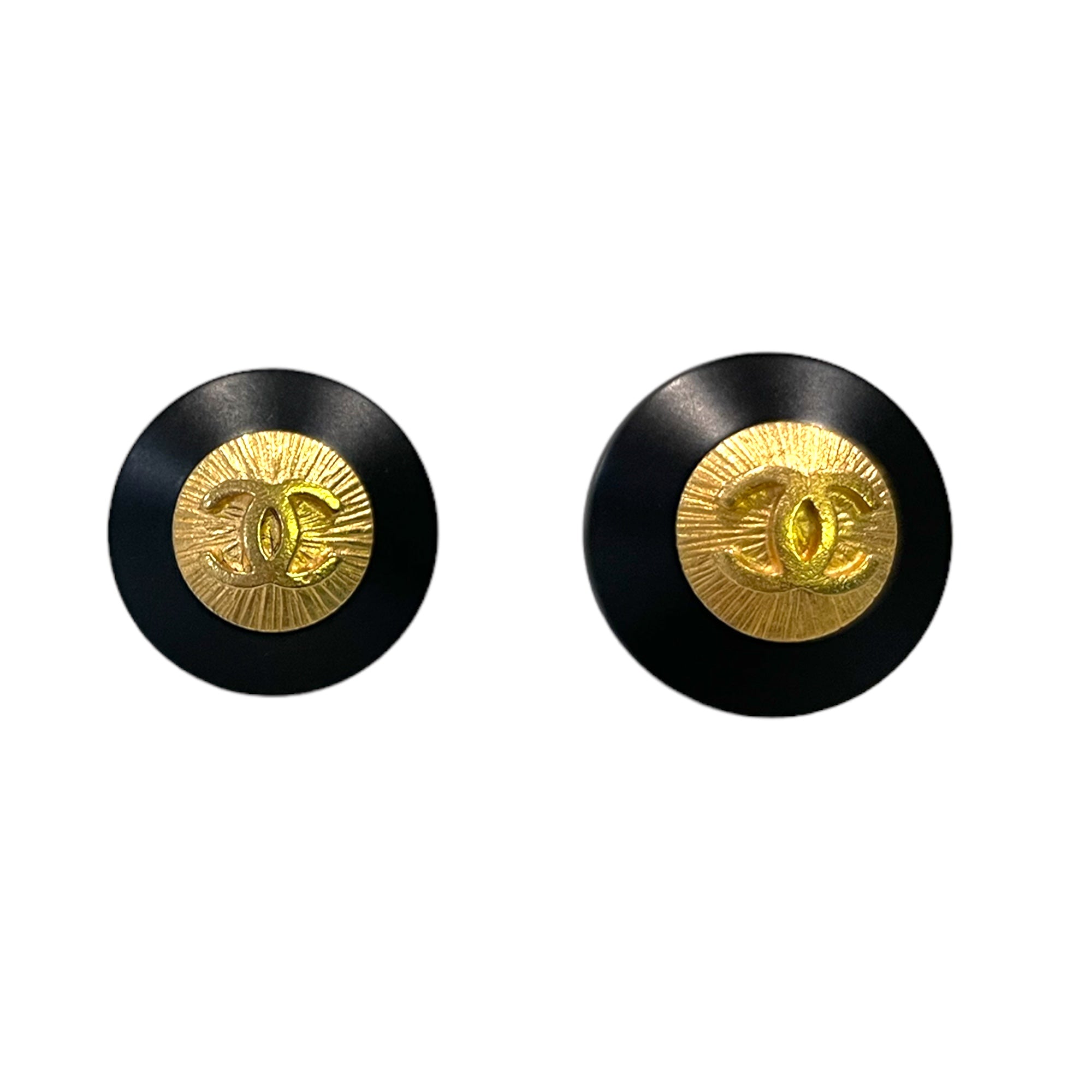 CHANEL Vintage AUTHENTIC CC Logo Gold Metal Center Set in Black Plastic (2)