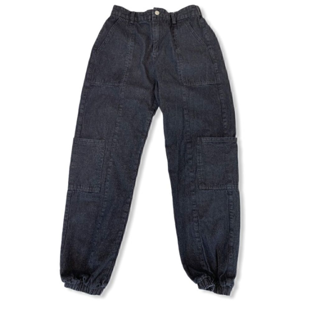 Fashion Nova FashionNova Vintage denim cargo jeans Size: Small
