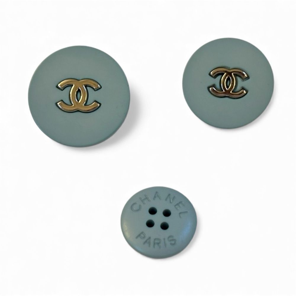 Chanel CHANEL Blue and Silver Metal CC Button Trio