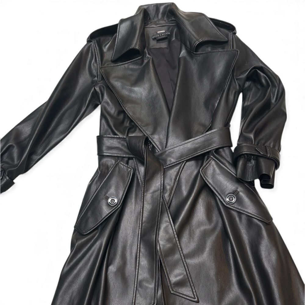 Alice + Olivia Alice + Olivia Nevada Vegan Trench in Black Vegan Leather