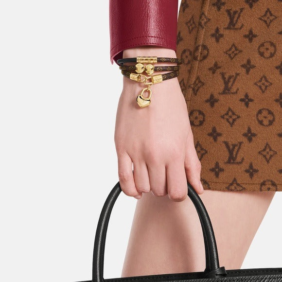 Louis Vuitton CRAZY IN LOCK Bracelet |Size: 17|