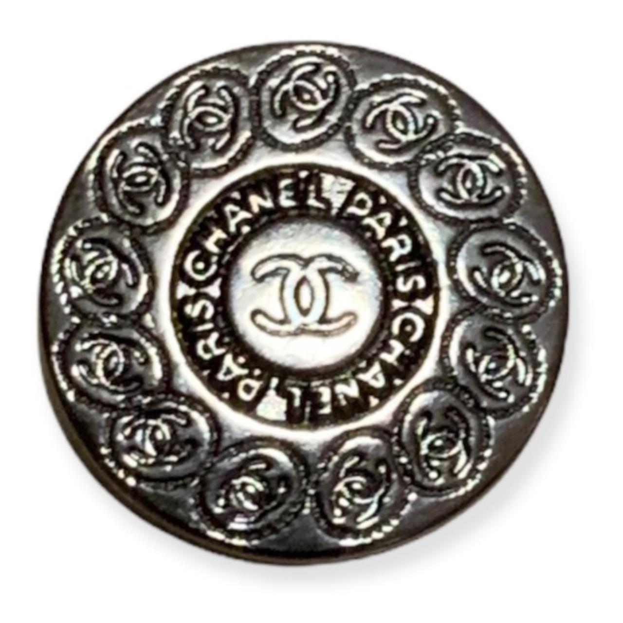 CHANEL interlocking CC Logo Rhodium Metal Buttons
