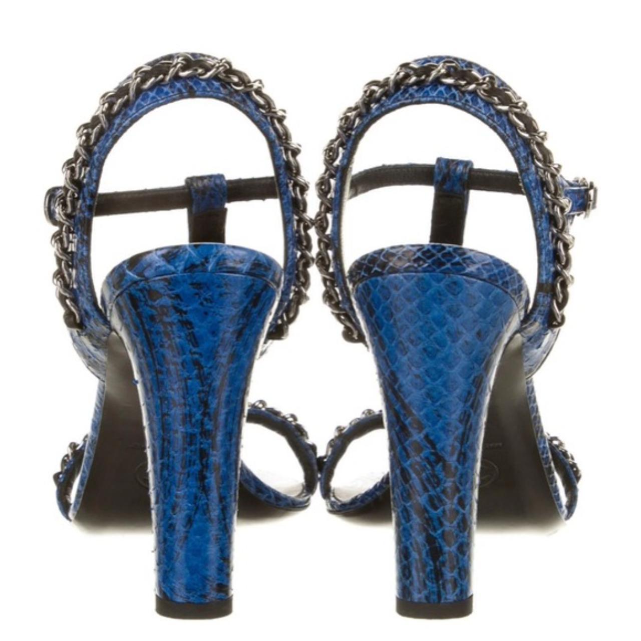 CHANEL Blue Python Heels Chainlink Detail/CC Logo |size: EU 38.5|