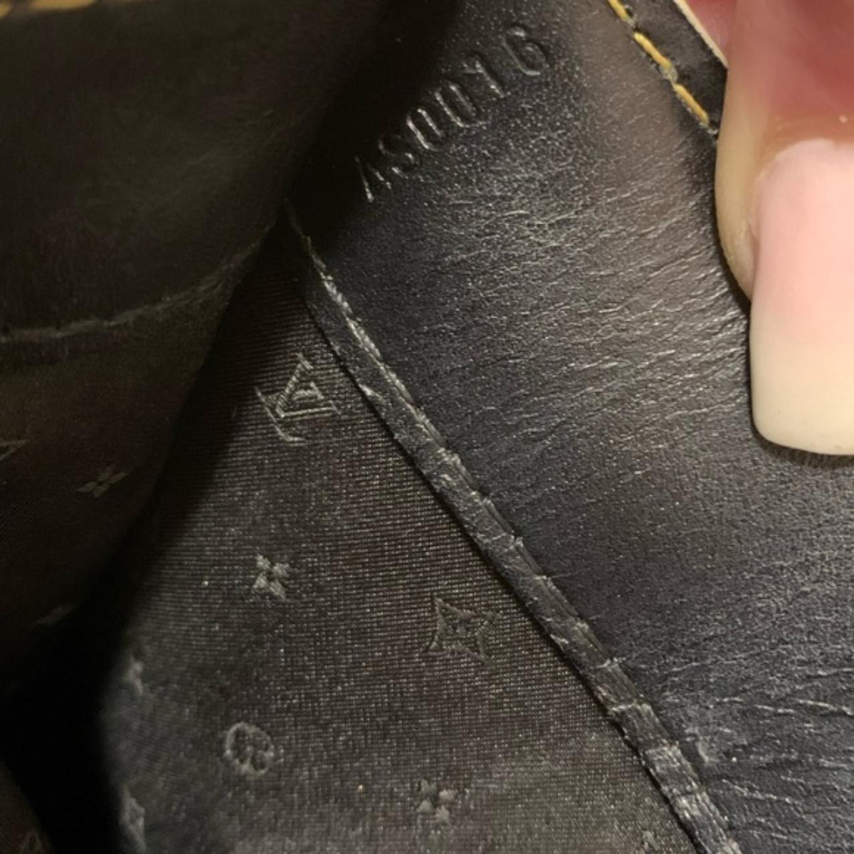 LOUIS VUITTON VINTAGE Suhali Le Fabuleux Bag