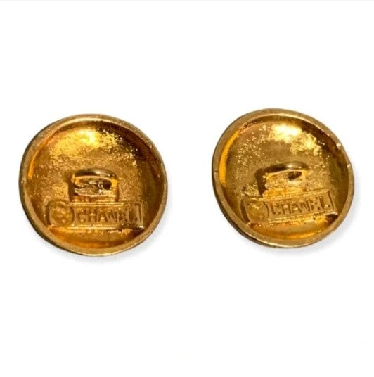 CHANEL interlocking CC Logo Gold Tone Metal Vintage Buttons (2)