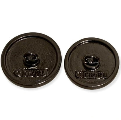 Chanel interlocking CC Logo Rhodium Metal Buttons - photo 5 of 5