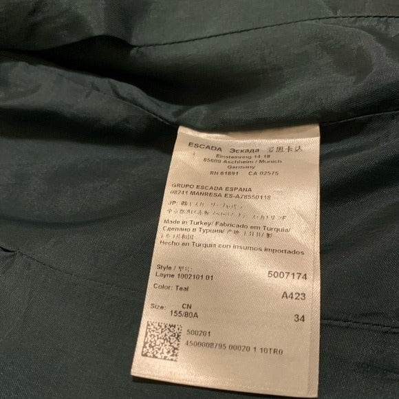 ESCADA Short Mock-Neck Fitted Leather Jacket