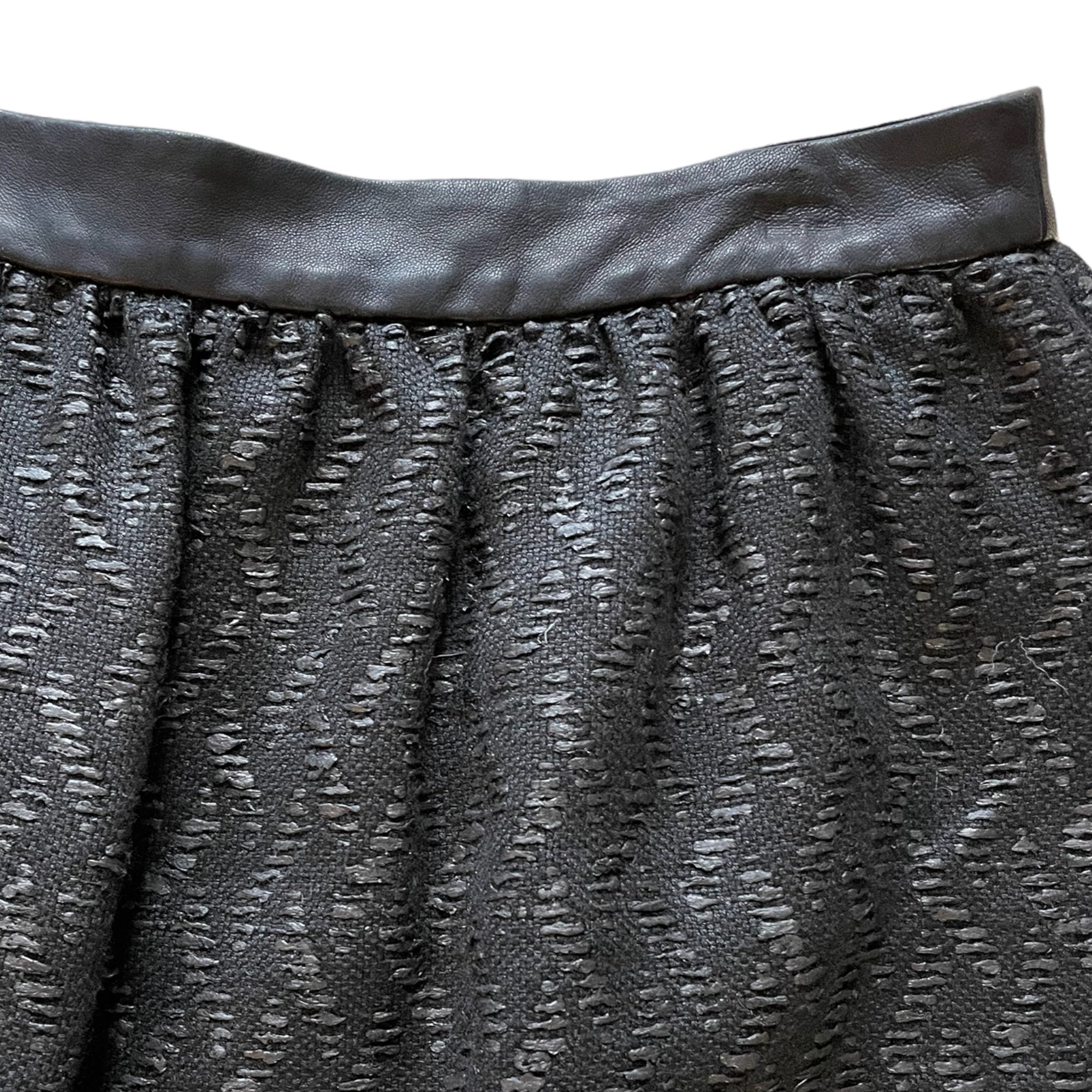 ALICE + OLIVIA Black Pattern with Lamb Leather Trim Mini Skirt  |Size: 4|