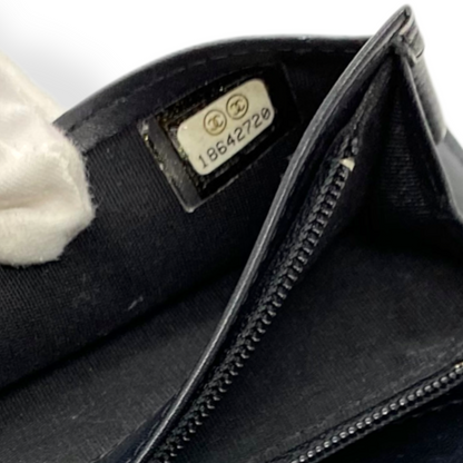 Chanel CC Yen Wallet in Quilted Patent Leather - photo 10 of 11