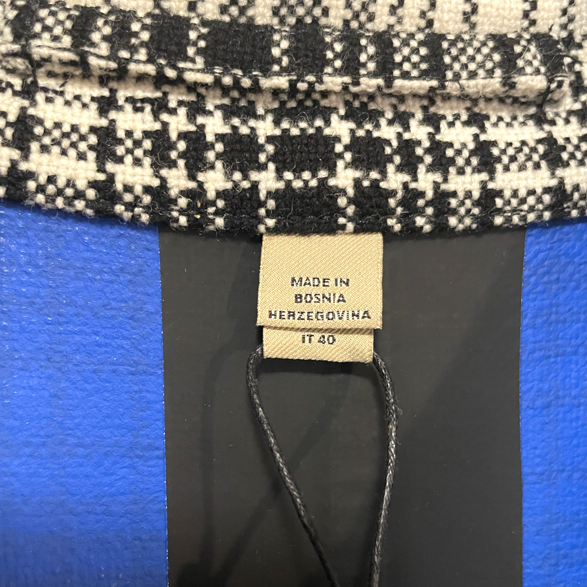 Burberry London England Wool Jacket With Cobalt Blue Lining 40EU