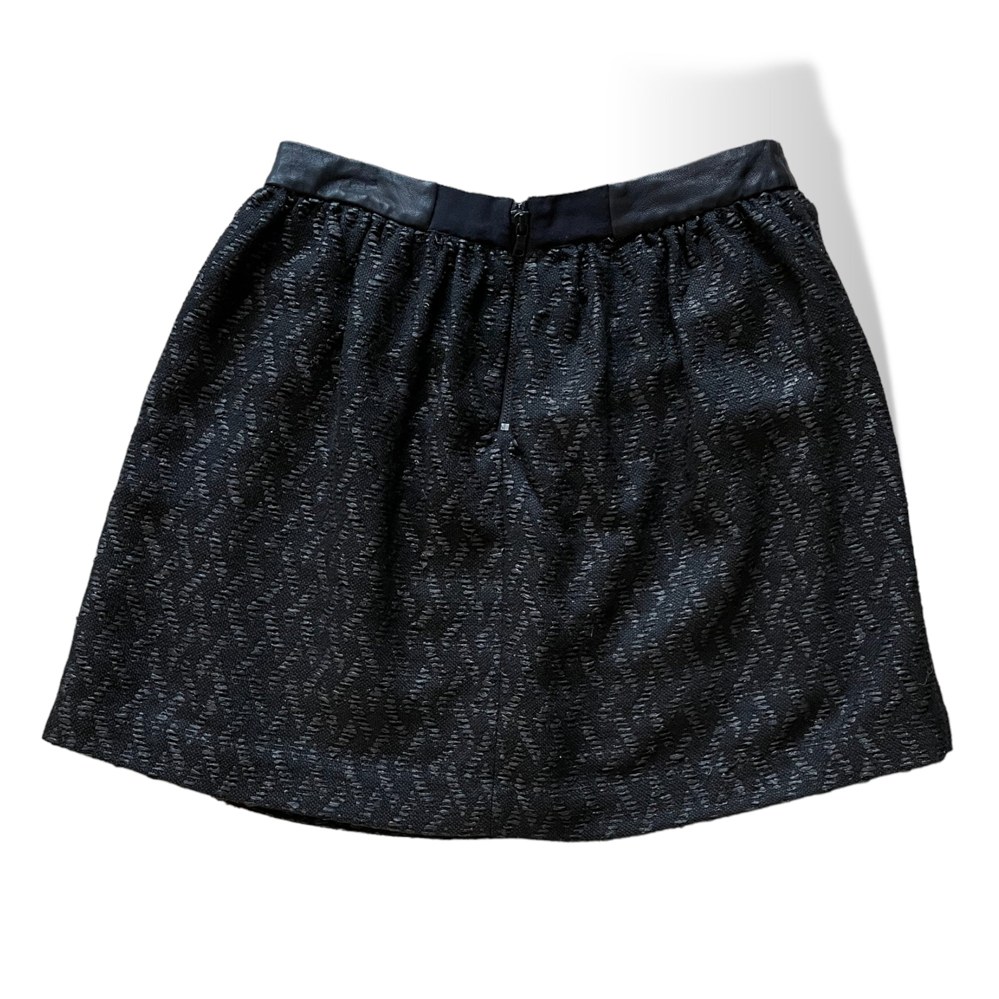 ALICE + OLIVIA Black Pattern with Lamb Leather Trim Mini Skirt  |Size: 4|