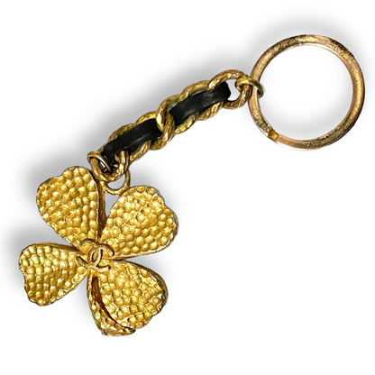 CHANEL Vintage Large CC Logo Four Leaf Clover with Classic Chainlink—Fall 93’